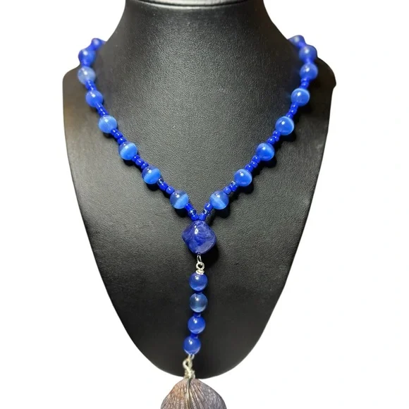 Elegant 20”-22”  Blue Cats Eye Necklace - Picture 3 of 5